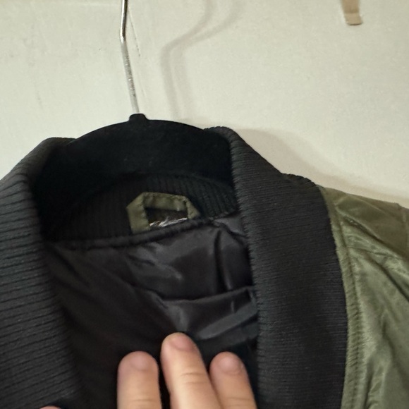 Kim Krueger - Green Bomber - XXL - Picture 3 of 6